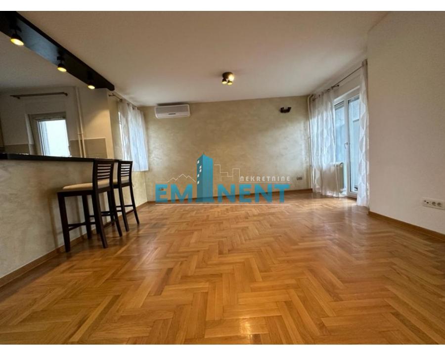 Stan Izdavanje Beograd Autokomanda 80 m2