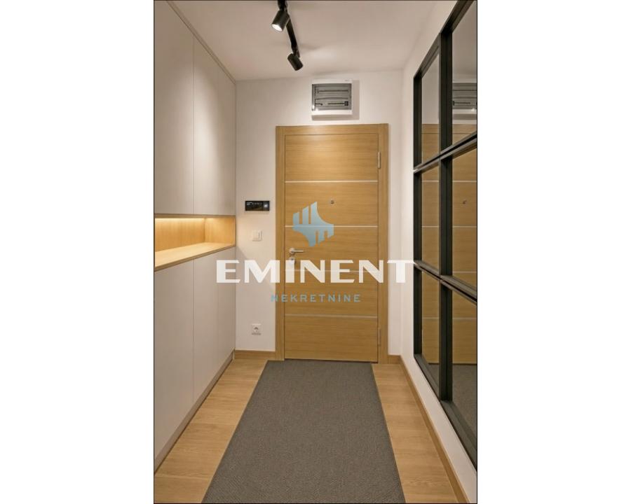 Trosoban stan za izdavanje, Blok 65, Beograd, 81m², 2.200 €/mes