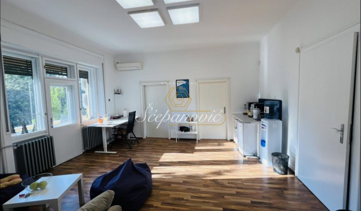 Stan Prodaja Novi Sad Stan Prodaja Novi Sad 131 m2