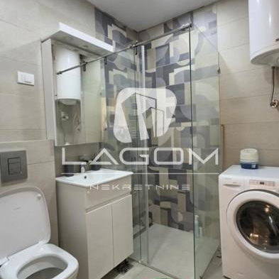 Trosoban stan na prodaju, Sava Kovačević, Beograd, 64m², 204.800 €