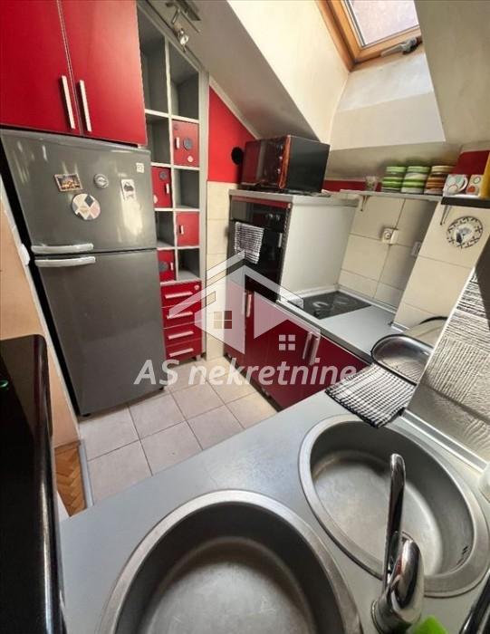 Stan Izdavanje Beograd Blok 63 44 m2