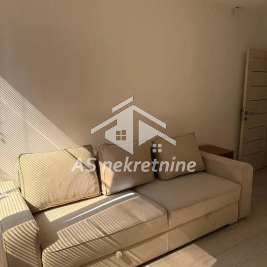 Četvorosoban stan za izdavanje, Blok 22, Beograd, 91m², 1.300 €/mes