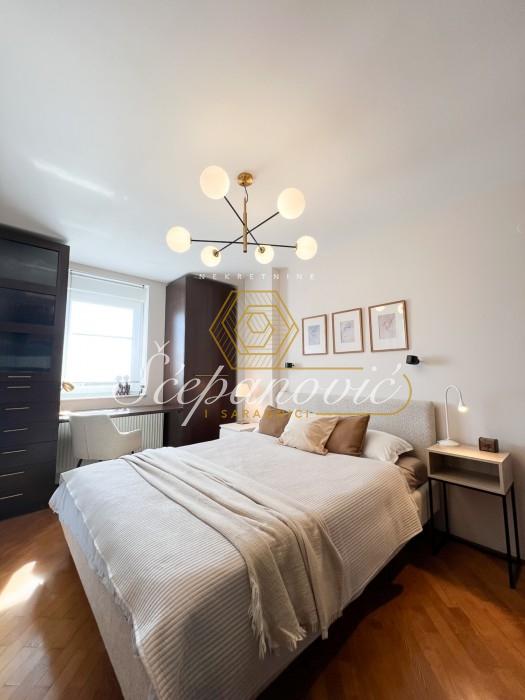 nekretnine-izdavanje-beograd-I7KIbTjQ46 Četvorosoban stan na prodaju, Cara Dušana, Novi Sad, 102m², 309.000 €