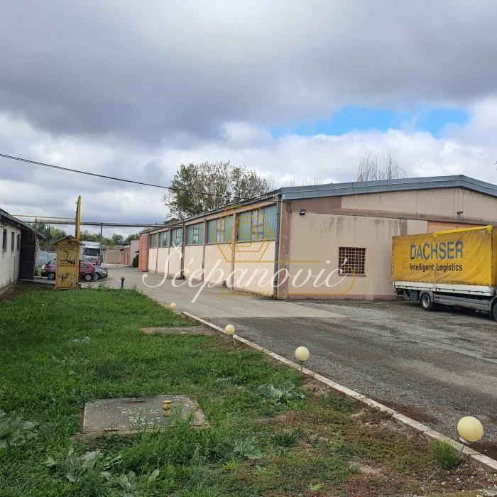 Lokal za izdavanje, Centar, Bačka Palanka, 1141m², 3.500 €/mes