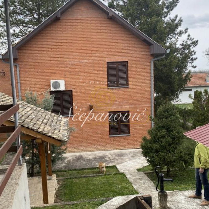 Kuća Prodaja Beočin  102 m2