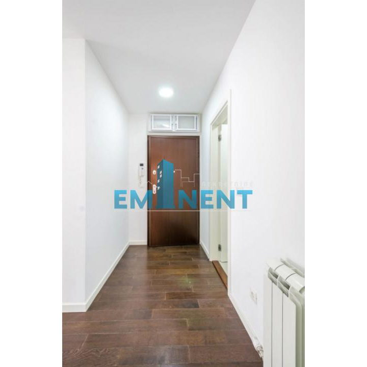 Trosoban stan za izdavanje, A Blok – Blok 67a, Beograd, 60m², 1.280 €/mes