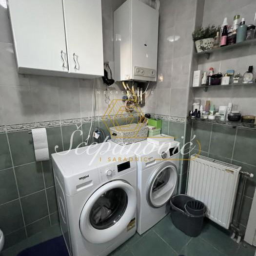 Trosoban stan na prodaju, Petrovaradin, Novi Sad, 75m², 199.000 €