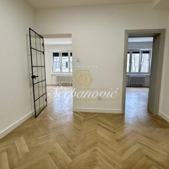 Stan Prodaja Novi Sad  85 m2