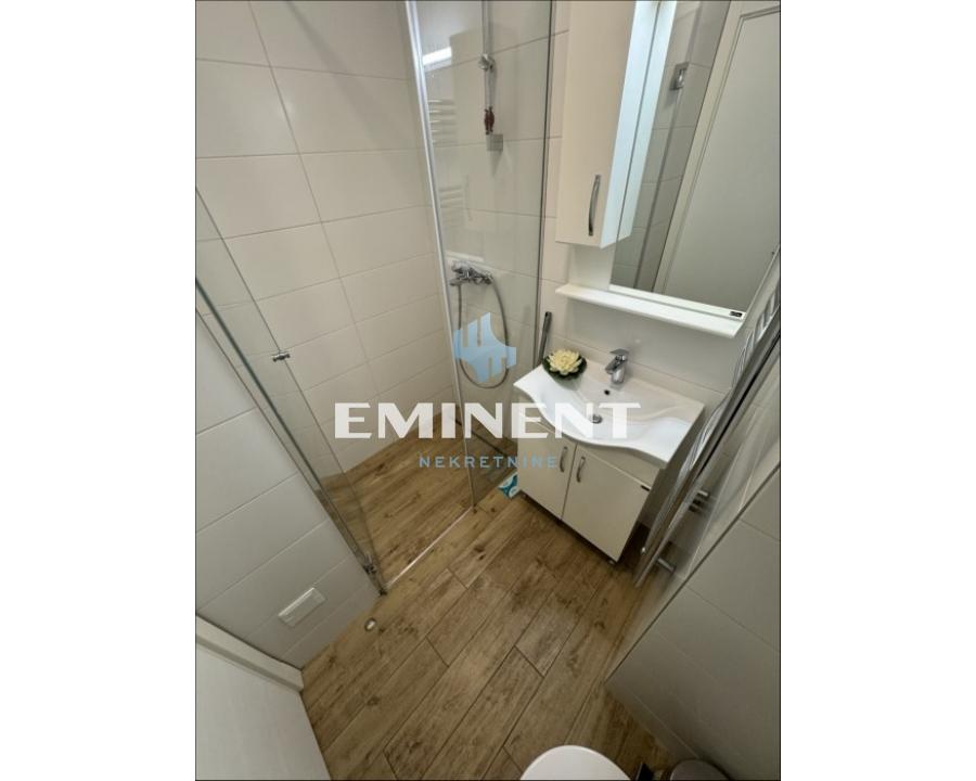 Jednosoban stan na prodaju, A Blok – Blok 67a, Beograd, 32m², 172.800 €