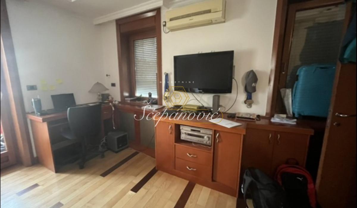 Stan Izdavanje Novi Sad  47 m2