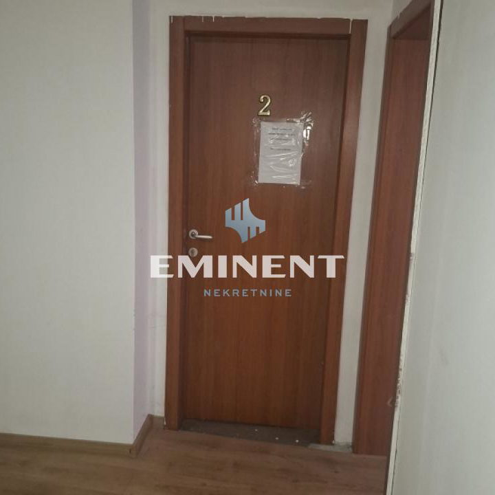 Lokal za izdavanje, Ledine, Beograd, 350m², 4.000 €/mes