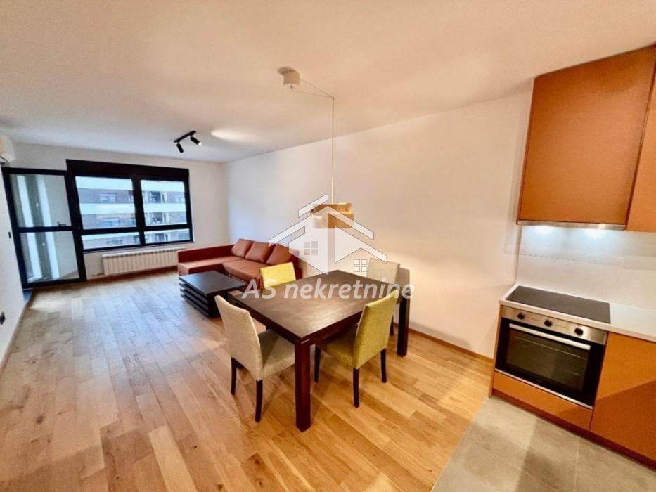 Dvosoban stan za izdavanje, Hala Pionir, Beograd, 60m², 950 €/mes