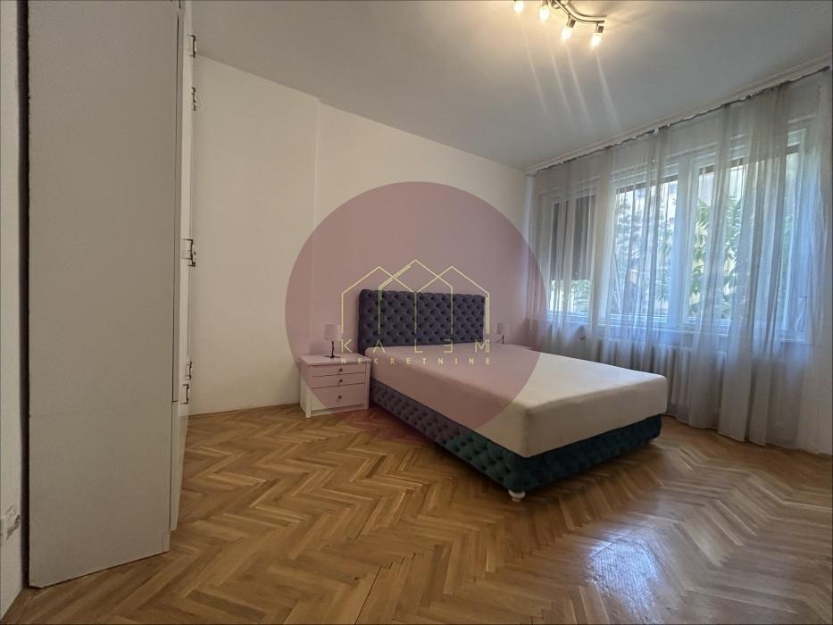 Dvosoban stan na prodaju, Kalenić Pijaca, Beograd, 61m², 297.000 €