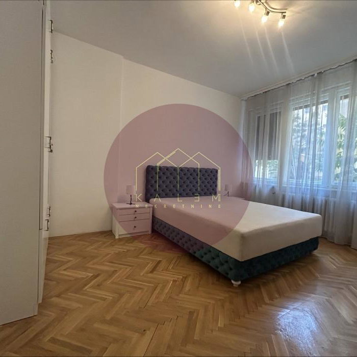 Dvosoban stan na prodaju, Kalenić Pijaca, Beograd, 61m², 297.000 €
