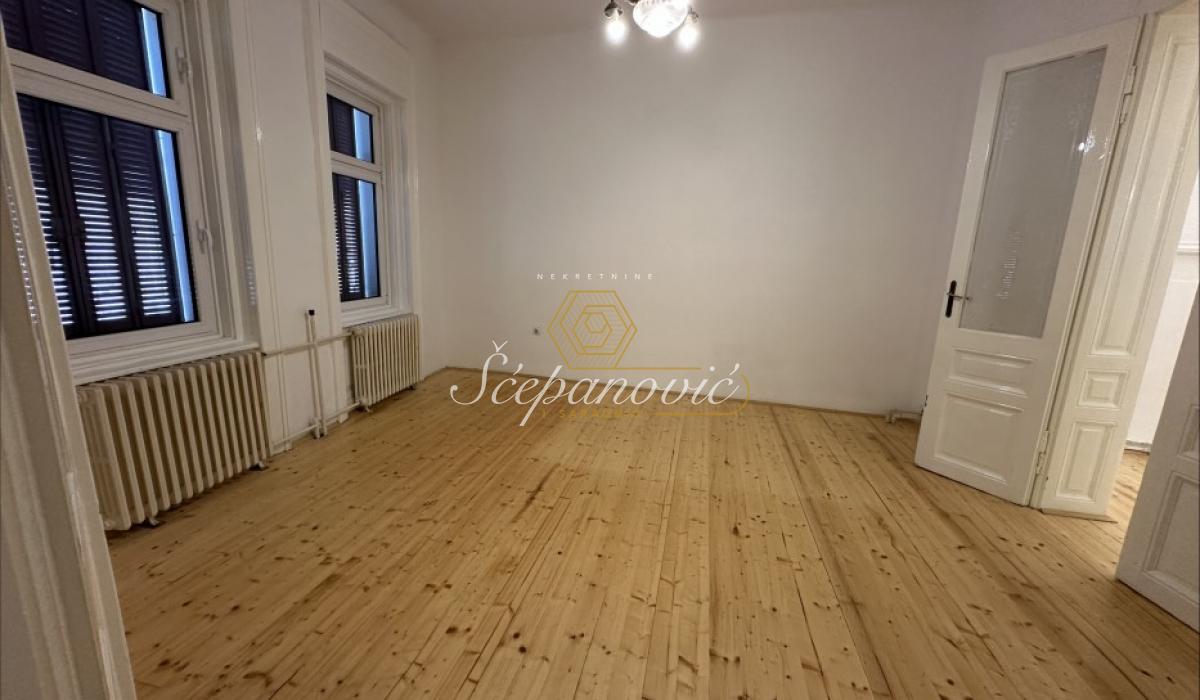 Kuća Izdavanje Novi Sad Kuća Izdavanje Novi Sad 281 m2