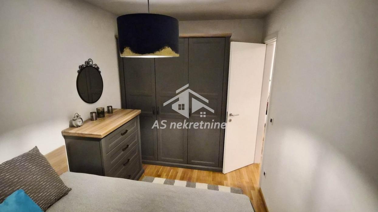 Stan Izdavanje Beograd Južni Bulevar 48 m2