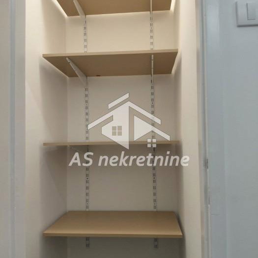 Trosoban stan za izdavanje, Blok 11c – Stari Merkator, Beograd, 64m², 750 €/mes