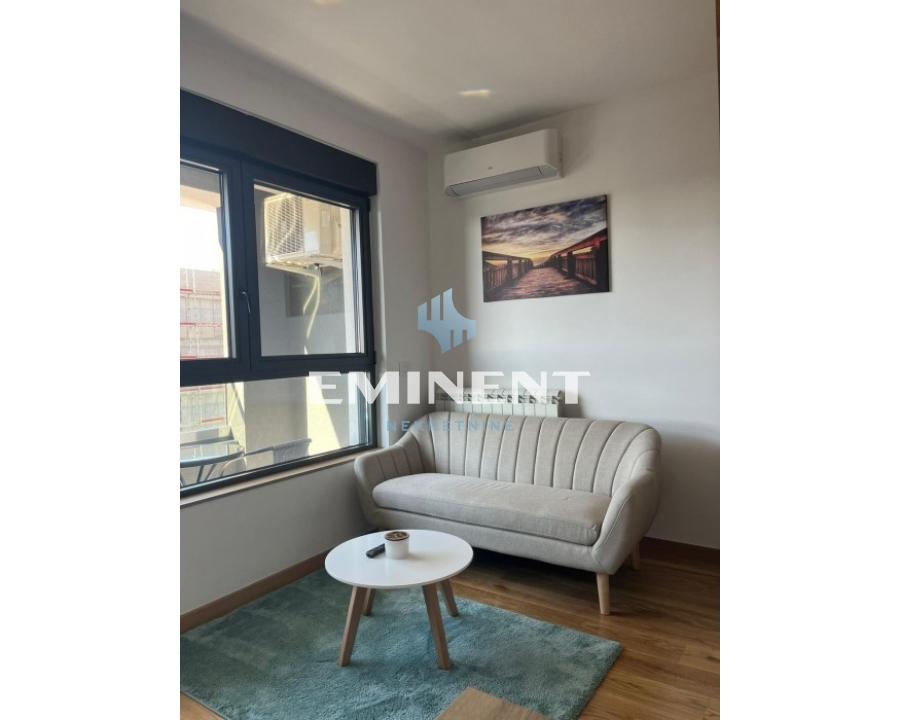 Stan Izdavanje Beograd FON 31 m2