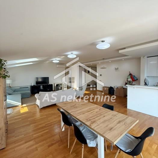 Stan Izdavanje Beograd Senjak 157 m2