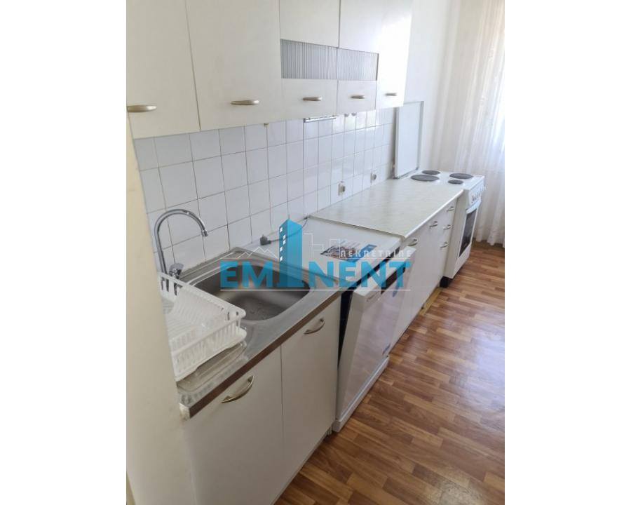Stan Izdavanje Beograd Centar (Čukarica) 84 m2