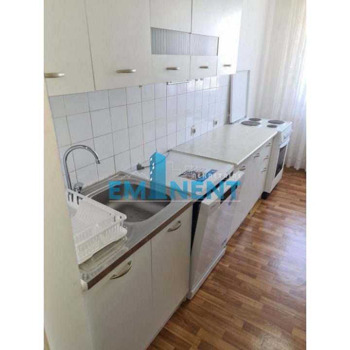 Stan Izdavanje Beograd Centar (Čukarica) 84 m2