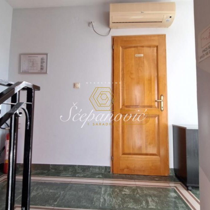Kuća na prodaju, Veternik, Novi Sad, 259m², 320.000 €