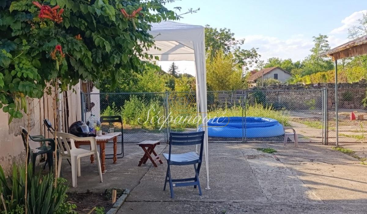 nekretnine-izdavanje-beograd-qxp95CZLyL Kuća na prodaju, Centar, Mali Iđoš, 134m², 28.500 €