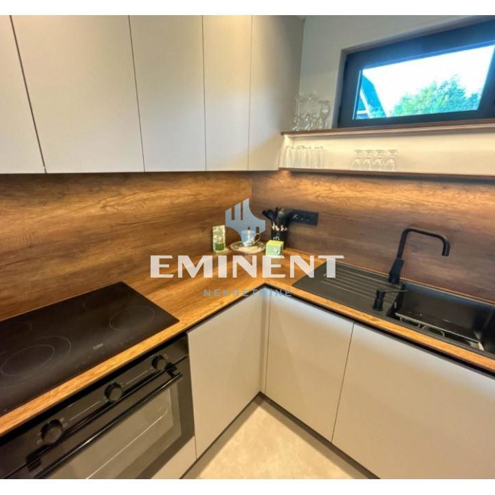 Kuća za izdavanje, Boleč, Beograd, 200m², 3.000 €/mes