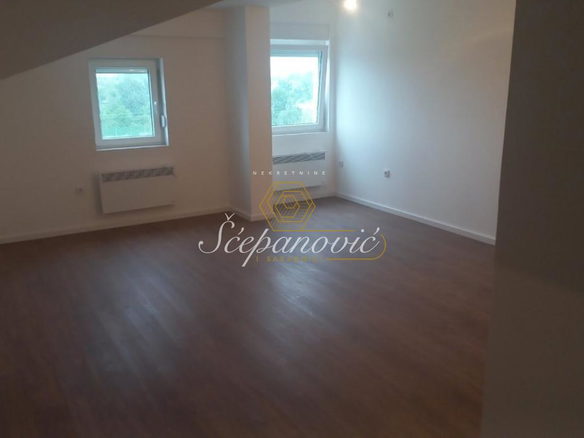 Stan Prodaja Novi Sad  41 m2