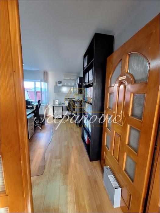 Kuća Prodaja Novi Sad  259 m2