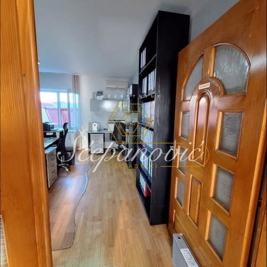 Kuća Prodaja Novi Sad  259 m2