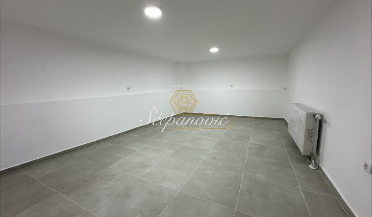 Lokal na prodaju, Salajka, Novi Sad, 116m², 230.000 €