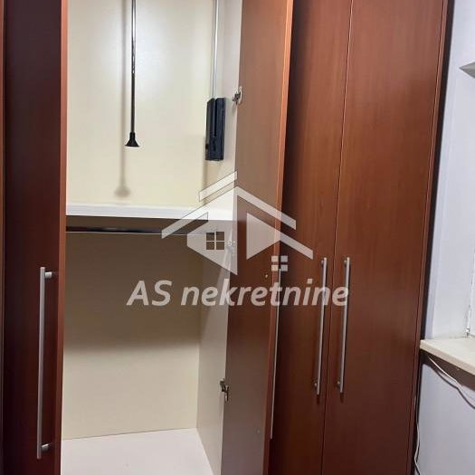 Trosoban stan za izdavanje, Učiteljsko Naselje, Beograd, 120m², 800 €/mes
