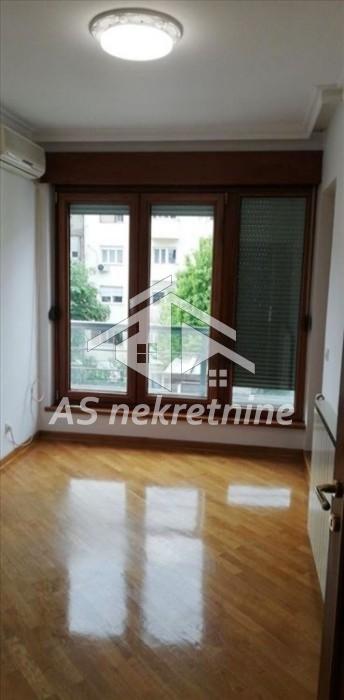 Stan Izdavanje Beograd Stan Izdavanje Beograd Slavija 130 m2