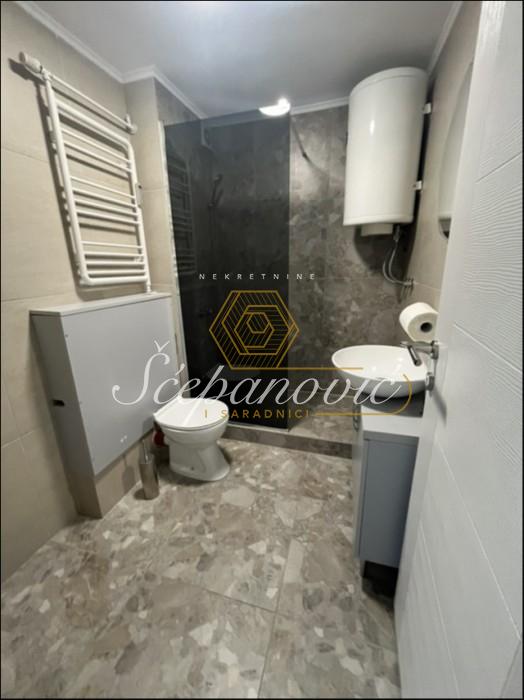 nekretnine-izdavanje-beograd-vWAznjgQ4p Stan Prodaja Novi Sad Cara Dušana 47 m2