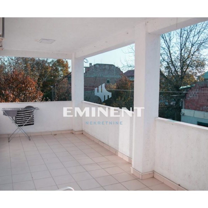 Kuća na prodaju, Ledine, Beograd, 200m², 290.000 €