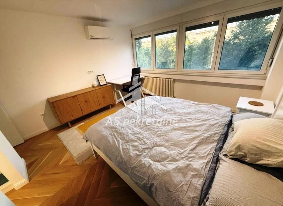 nekretnine-izdavanje-beograd-wxft5Wm8aW Trosoban stan za izdavanje, Blok 33 – Geneks, Beograd, 76m², 5. sprat, 1.200 €/mes