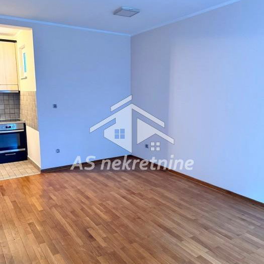 Stan Izdavanje Beograd Lekino Brdo 67 m2