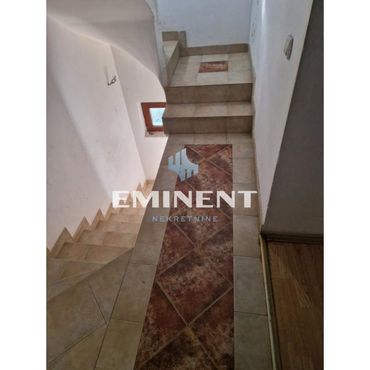 Kuća Prodaja Beograd Altina 390 m2