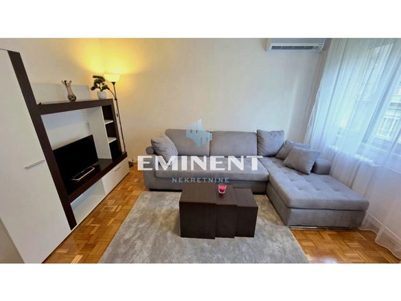 Stan Izdavanje Beograd Slavija 46 m2