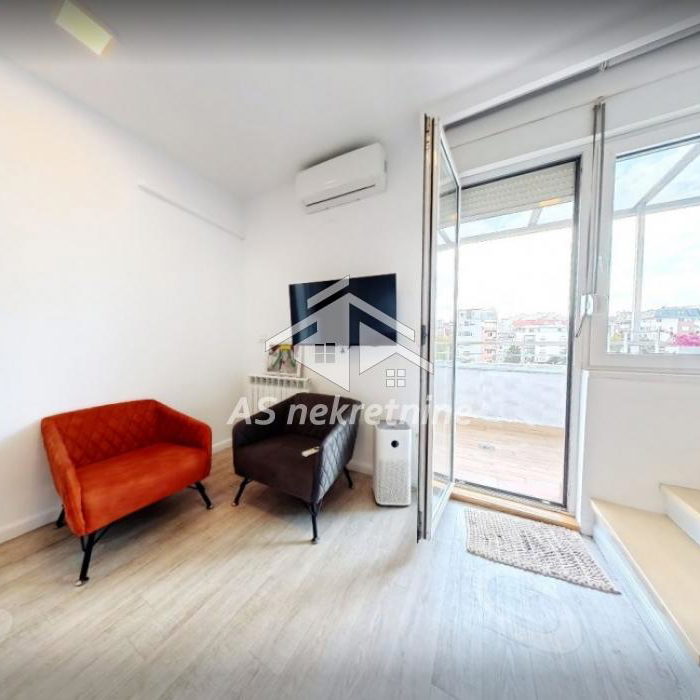 Stan Prodaja Beograd Đeram Pijaca 118 m2