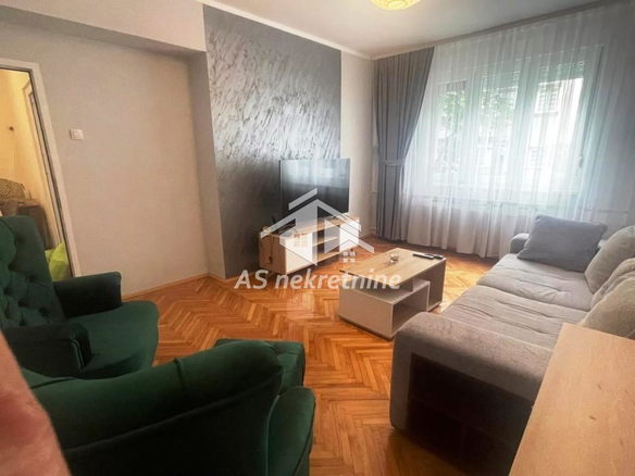 Stan Izdavanje Beograd Balkanska 60 m2