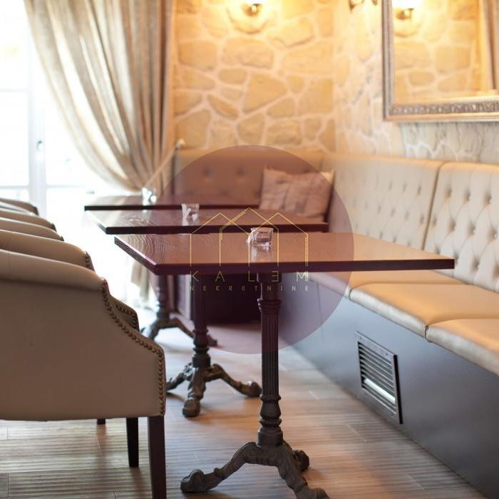 Lokal na prodaju, Centar, Vrnjačka Banja, 288m², 2.000.000 €