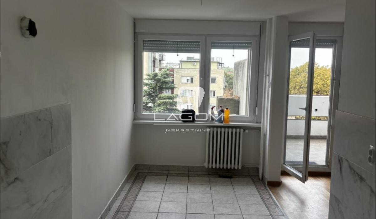 Četvorosoban stan na prodaju, Voždovačka Crkva, Beograd, 134m², 422.000 €