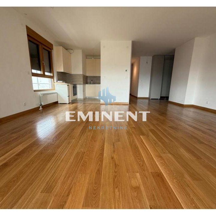 Lokal Izdavanje Beograd Blok 65 160 m2