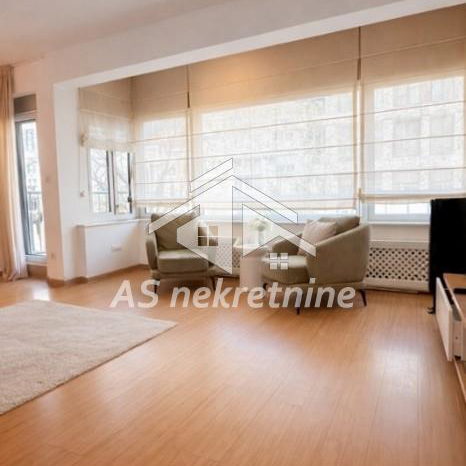 Stan Izdavanje Beograd Hram Svetog Save 100 m2