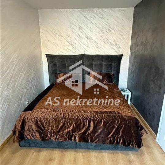 Trosoban stan za izdavanje, Blok 22, Beograd, 80m², 2. sprat, 1.000 €/mes