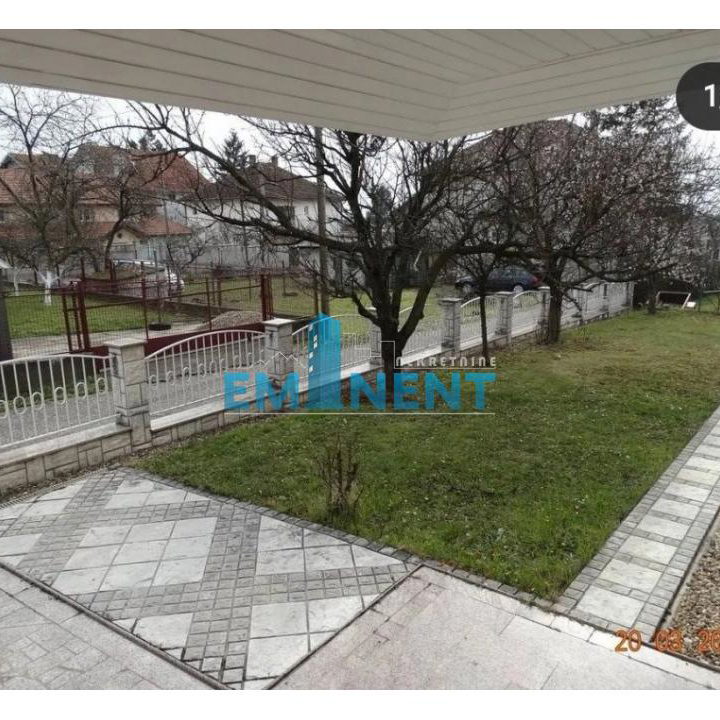 Kuća Prodaja Beograd Sremčica 300 m2