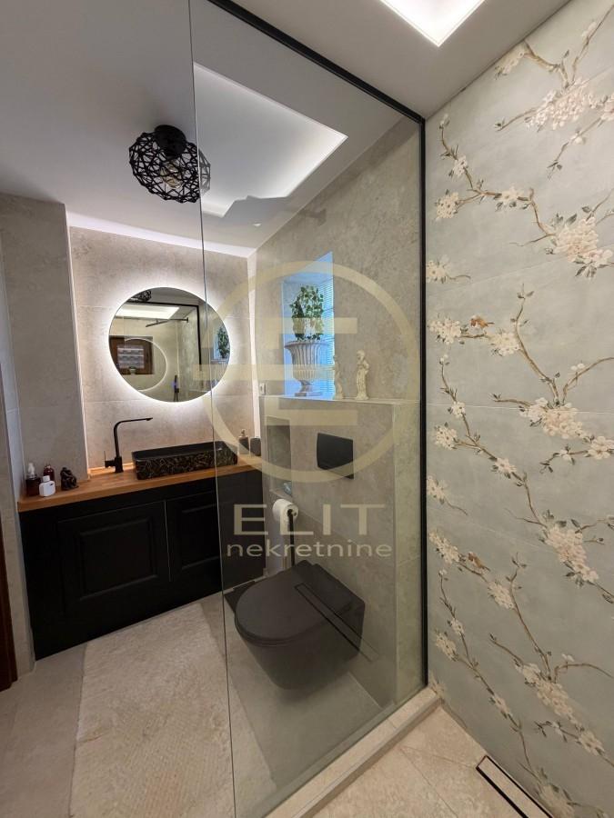 nekretnine-izdavanje-eSuYFKADQz Kuća na prodaju, Čerević, Beočin, 3093m²