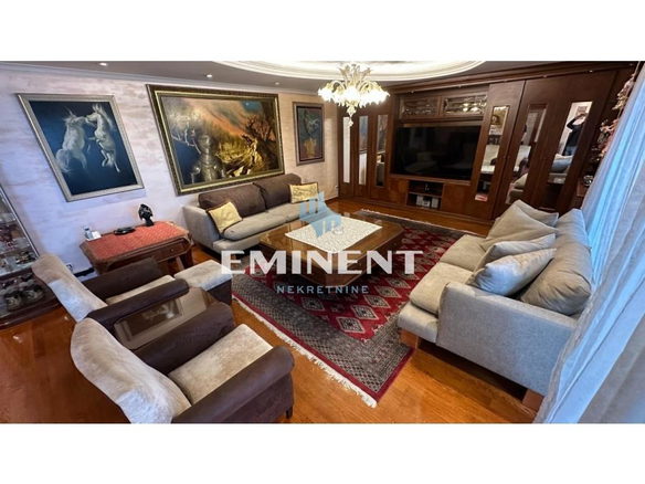 Stan Izdavanje Beograd Dorćol 140 m2